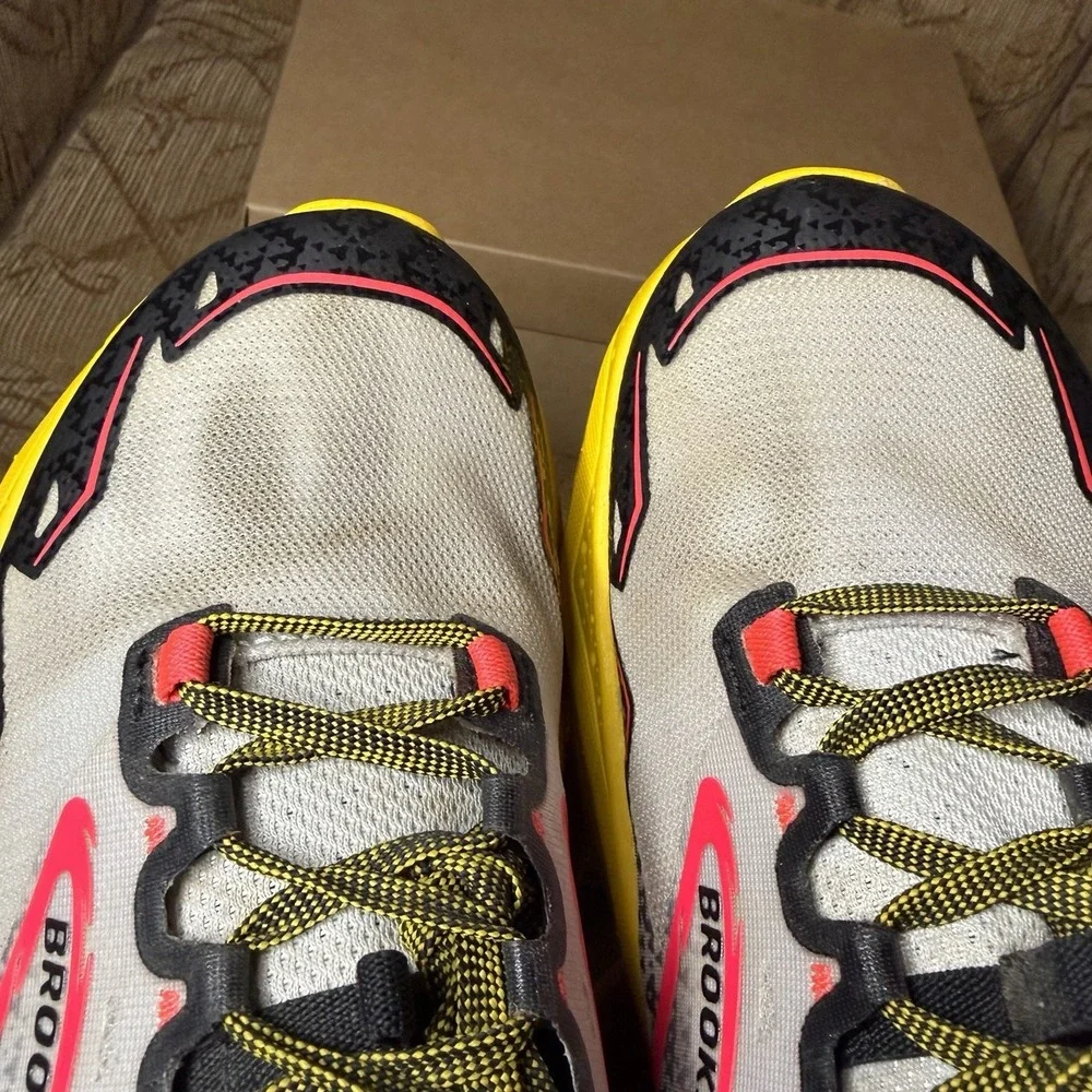 Brooks Caldera 7 Trail Running Shoes Womens 9.5 B Lunar Loft DNA 1204041B094 - Picture 9 of 10